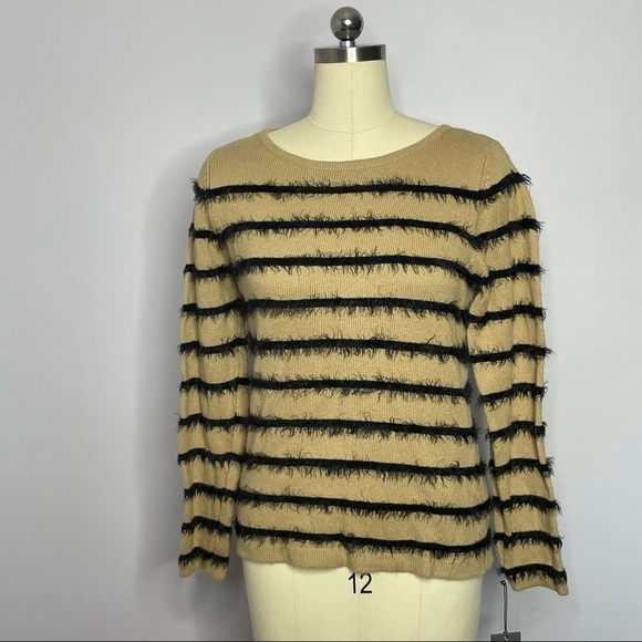 Vince Camuto Eyelash Yarn Striped Top M - Picture 2 of 8